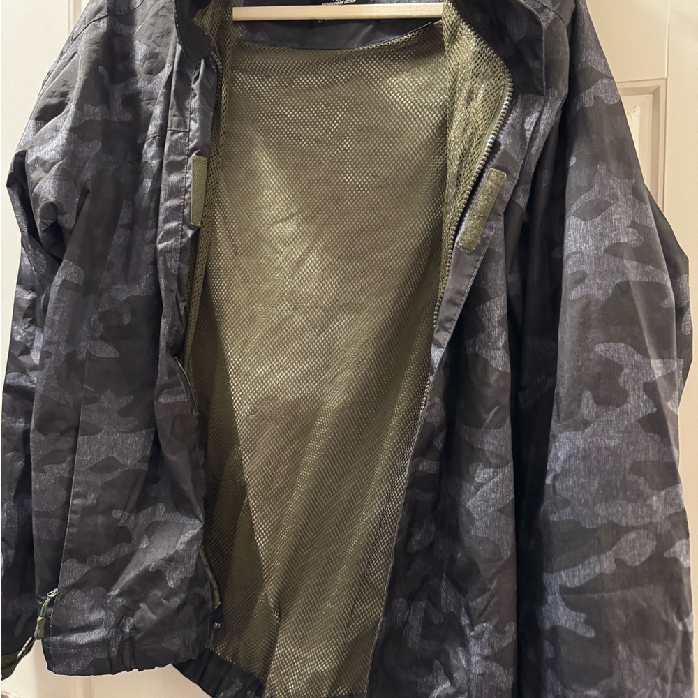 Men's Black Camouflage Field Jacket size Medium